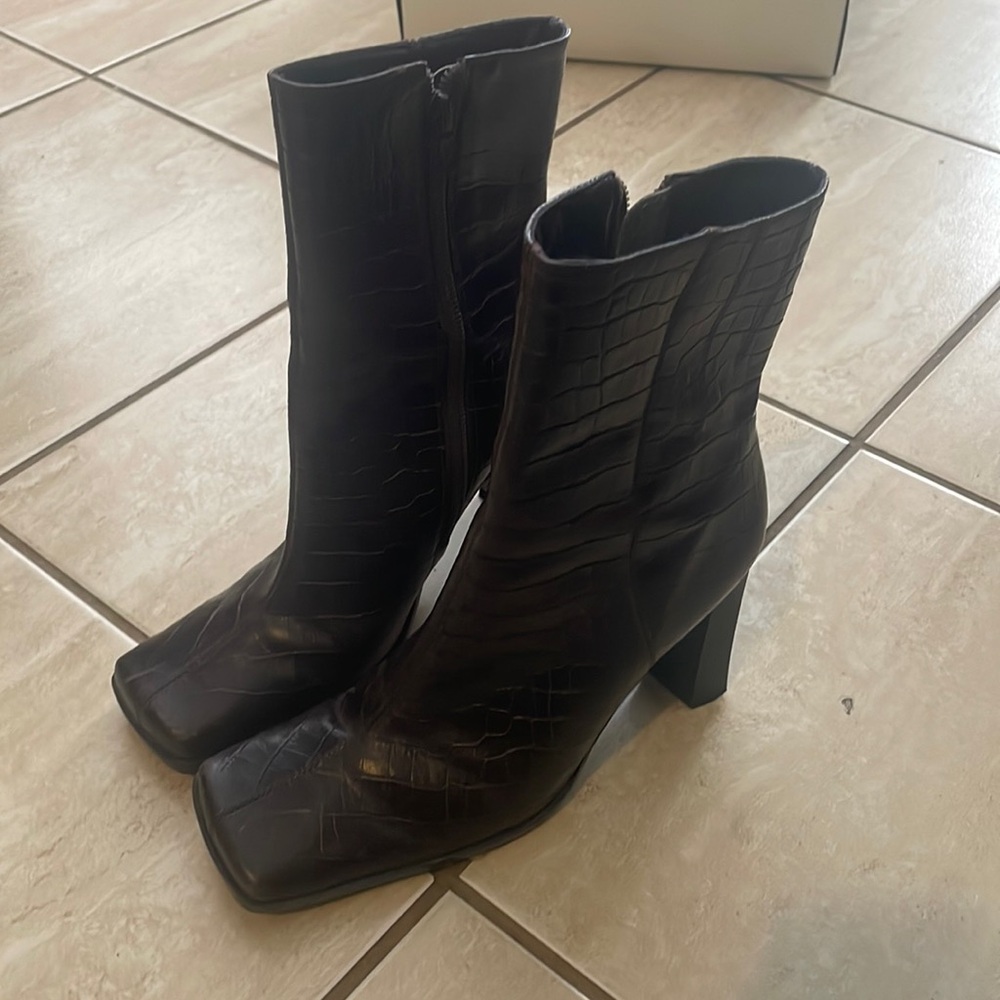 Vintage Nine West Chocolate Brown Croc Leather Heeled Ankle Boots Size 5.5